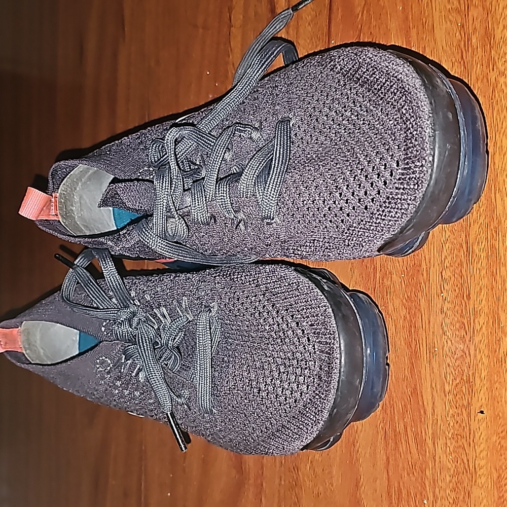 Nike Air Vapormax Flyknit 2 Thunder Grey Pink Blue